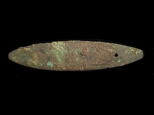 COPPER PENDANT WITH BASKETRY FRAGMENTS