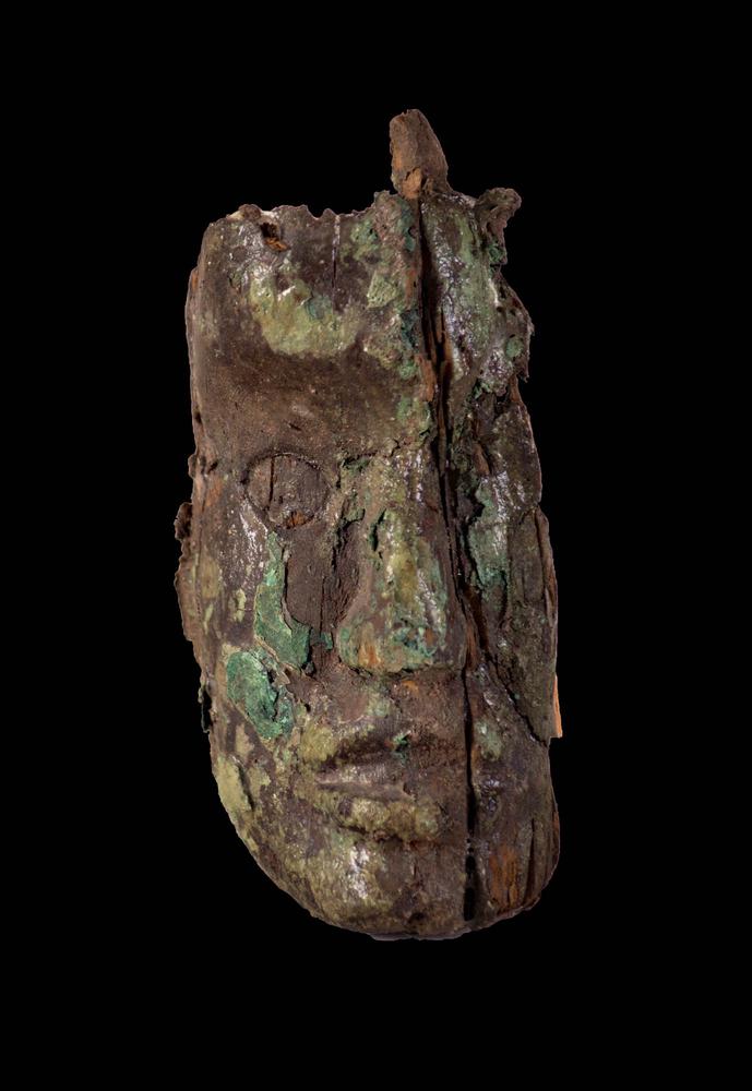 Human face effigy mask
