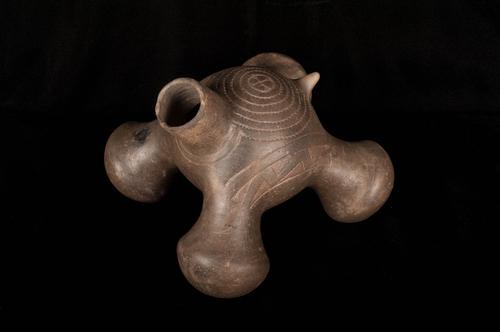 Turtle effigy vessel