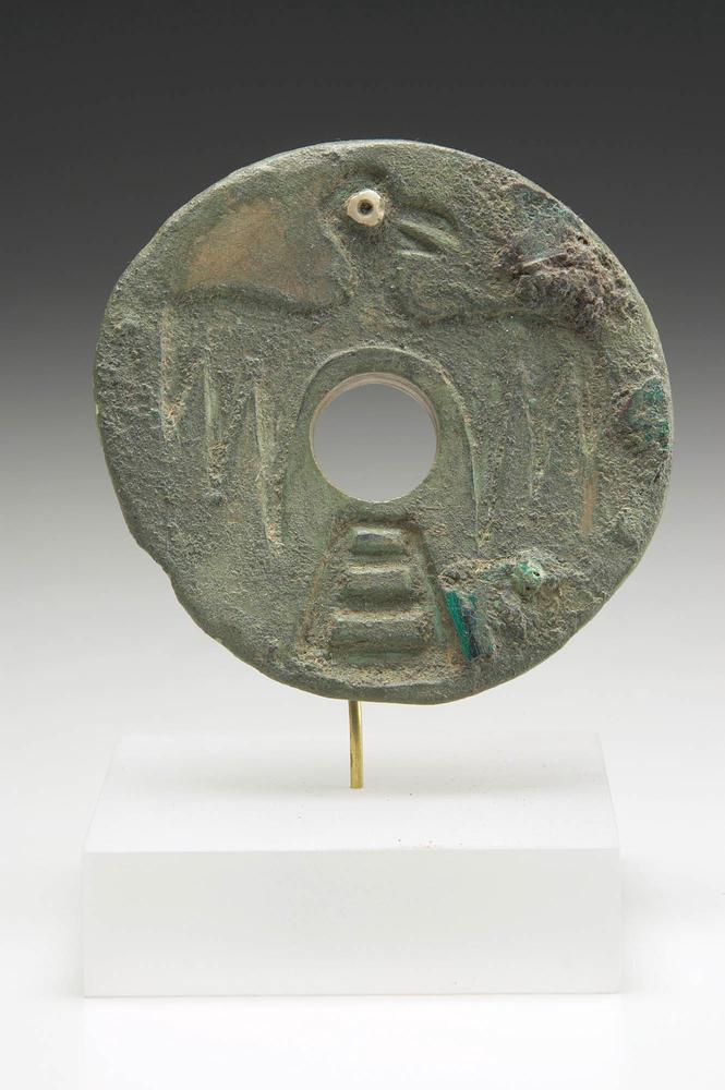 Bird effigy earspool